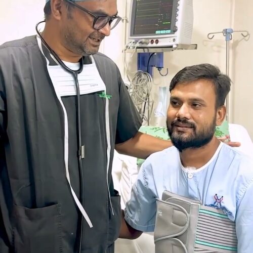 আজ ফারুকের গল্প শুনব ।