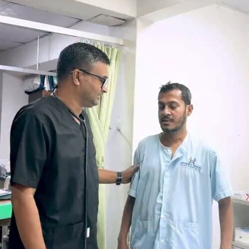 ৩৯ বছর বয়স ।