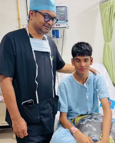 তিয়ান ১০ম শ্রেণীতে পড়ে