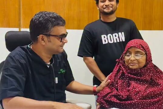 নার্গিস চাচী